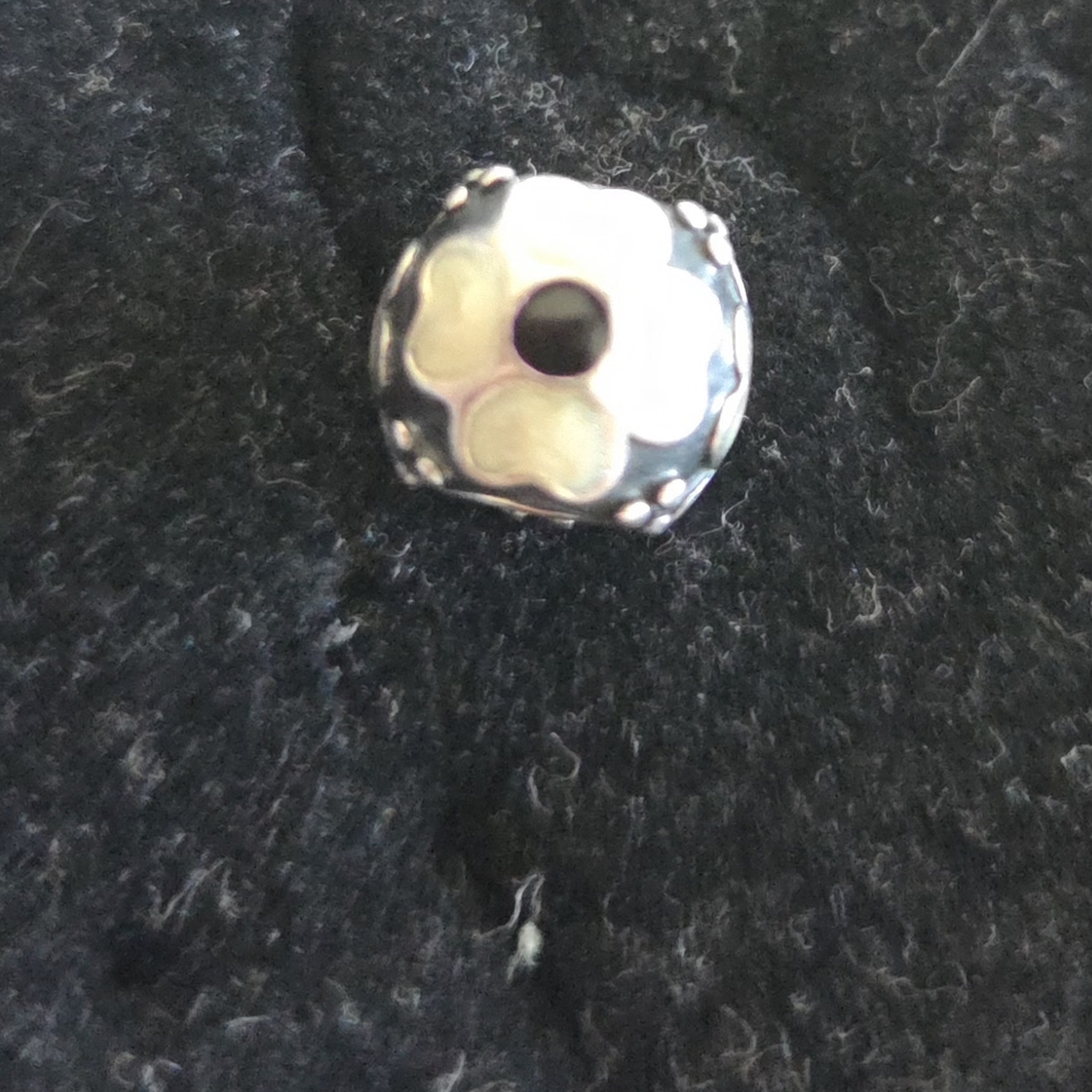 Pandora Daisy Charm